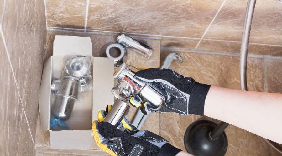 Expert Emergency Roof Repairs services in Perrinton, MI